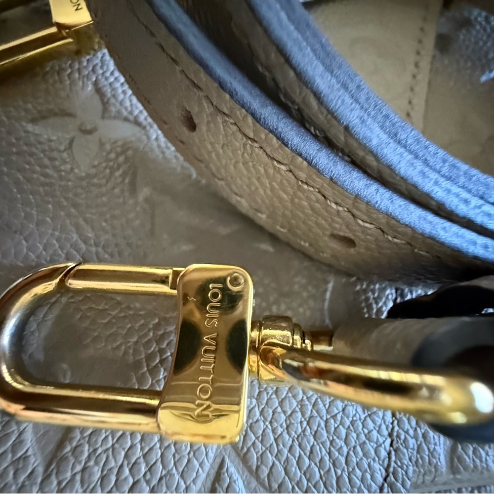 Louis Vuitton Empreinte Pochette Metis Beige - Picture 12 of 15